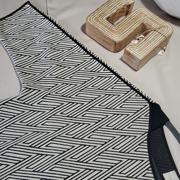 🏷Chicos Urban style Blouse - Picture 6 of 8